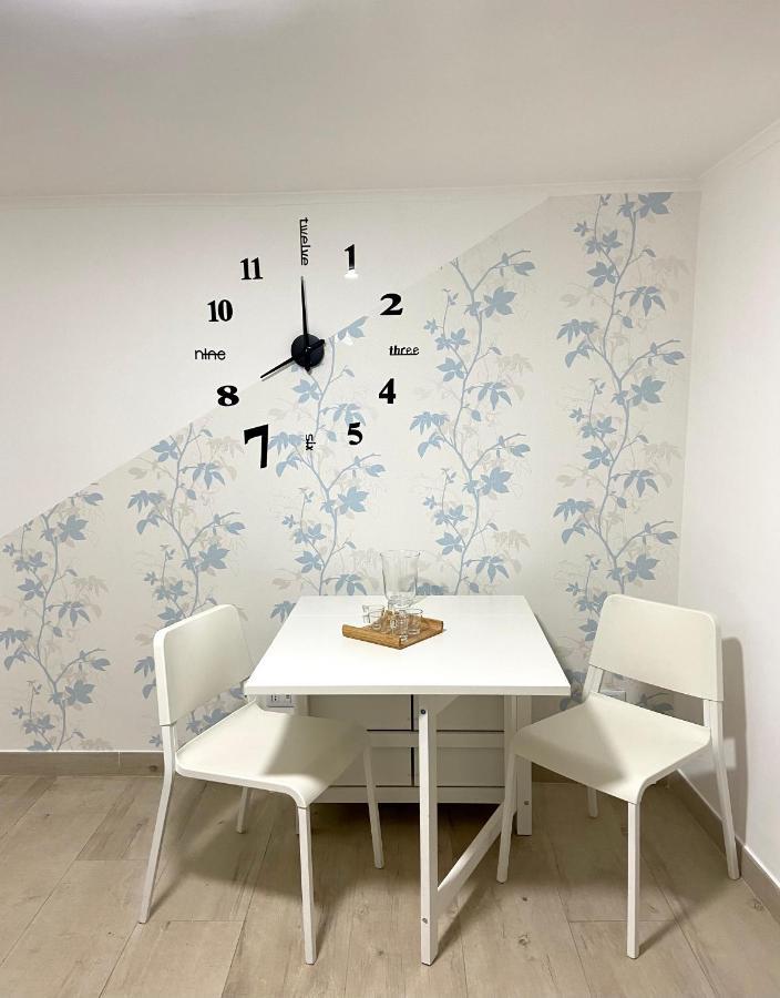 Dionilo 30 Apartment Наполи Екстериор снимка