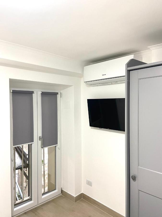Dionilo 30 Apartment Наполи Екстериор снимка